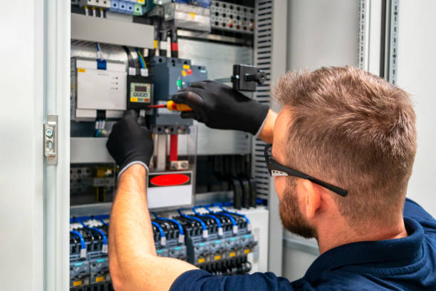 Best Electrical Outlet Repair  in St Francis, WI